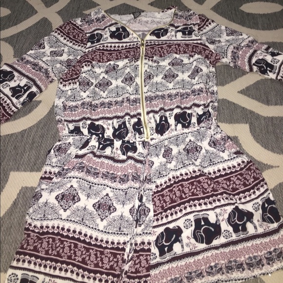 Elephant romper - Picture 2 of 2
